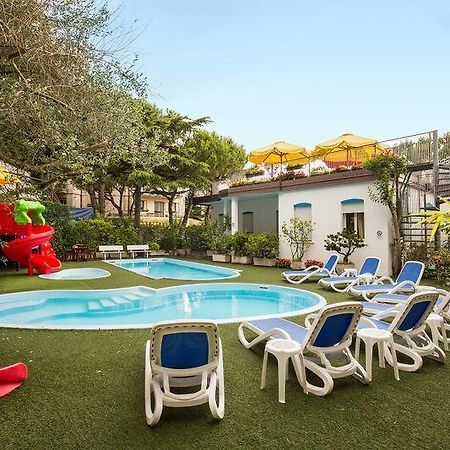 Hotel Manzoni Τζεσόλο Λίντο Εξωτερικό φωτογραφία