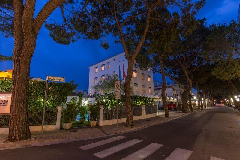 Hotel Manzoni Τζεσόλο Λίντο Εξωτερικό φωτογραφία