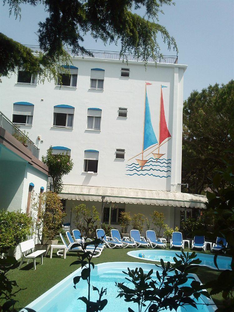 Hotel Manzoni Τζεσόλο Λίντο Εξωτερικό φωτογραφία