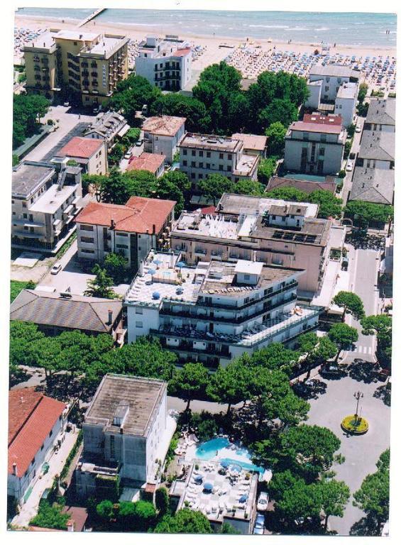 Hotel Manzoni Τζεσόλο Λίντο Εξωτερικό φωτογραφία