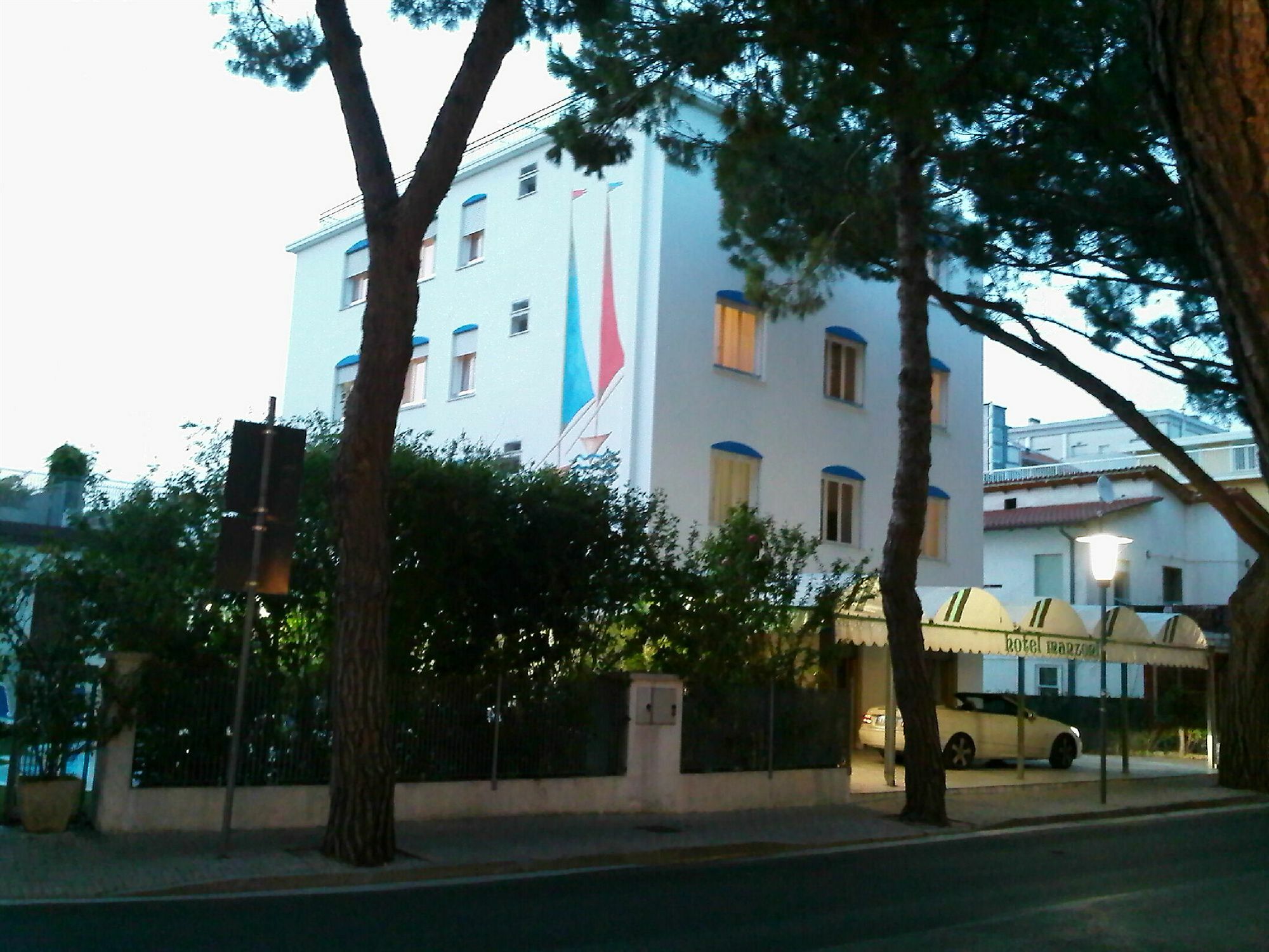 Hotel Manzoni Τζεσόλο Λίντο Εξωτερικό φωτογραφία